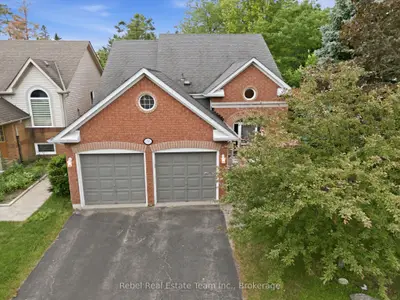 Detached in Oshawa