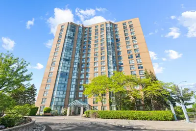 Condo Apartment in Toronto
