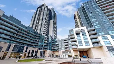 Condo Apartment in Toronto