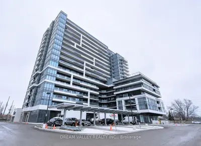 Condo Apartment in Pickering