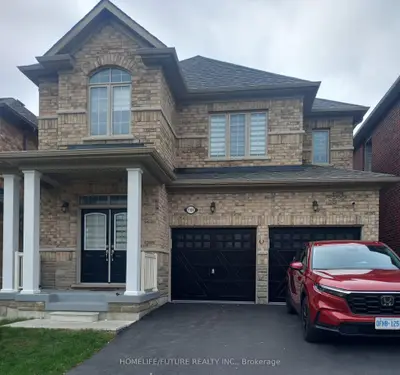 Detached in Pickering