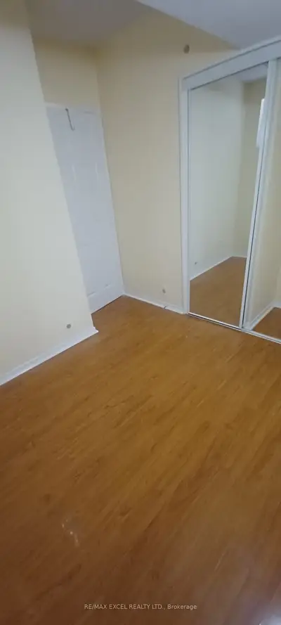 Condo Townhouse in Toronto