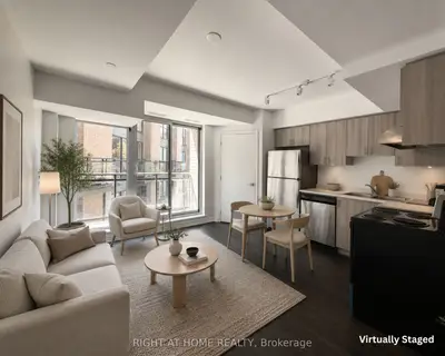 Condo Apartment in Toronto