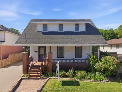 Detached in Oshawa