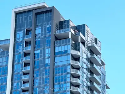 Condo Apartment in Toronto