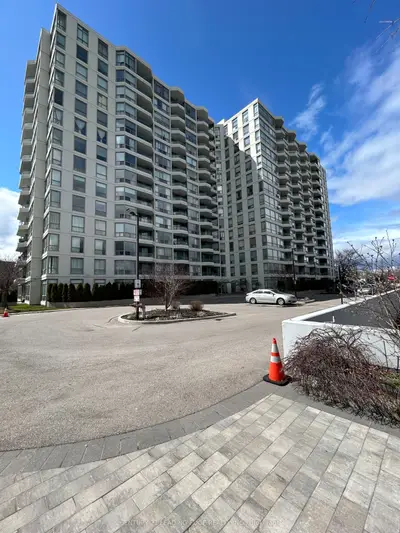 Condo Apartment in Toronto