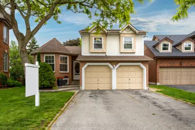 Detached in Pickering