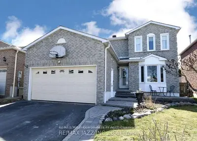 65 Dakin Drive S, Ajax, On L1t 2s5