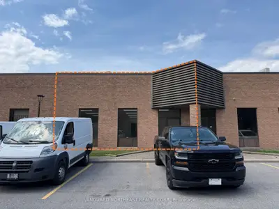 595 Middlefield Road 14, Toronto, On M1v 3s2
