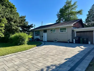 Detached in Toronto