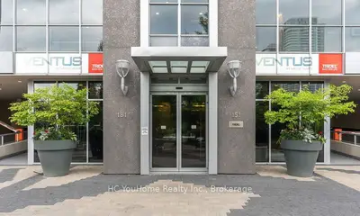 151 Village Green Square 2207, Toronto, On M1s 0k5