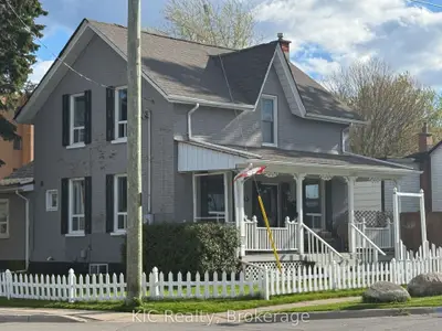 45 Albany Street, Oshawa, On L1h 2y9