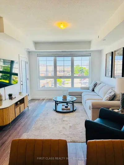 50 Lakebreeze Drive 306, Clarington, On L1b 0v9