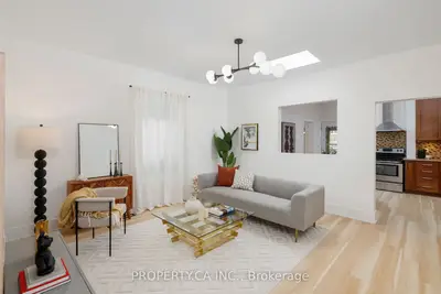 332 Woodfield Road, Toronto, On M4l 2x1