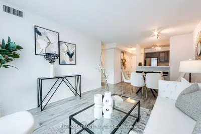 Condo Apartment in Toronto