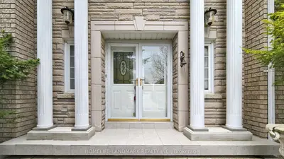 24 Todd Road, Ajax, On L1t 4c6
