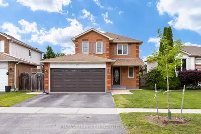 Detached in Clarington