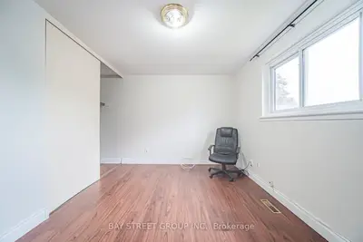 Detached in Oshawa