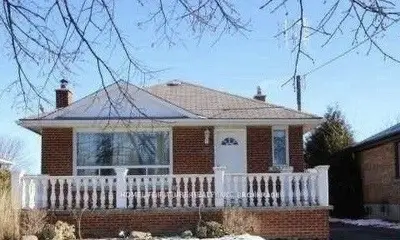 Detached in Oshawa