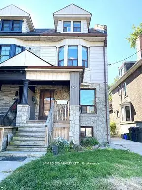 Duplex in Toronto
