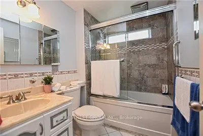 37 Caledon Court, Oshawa, On L1g 7l6