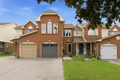 Att/Row/Townhouse in Clarington