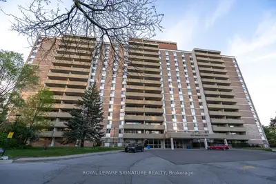 Condo Apartment in Toronto