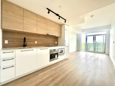 Condo Apartment in Toronto