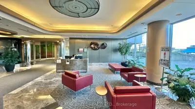 55 Town Centre Court 108b, Toronto, On M1p 4x4