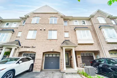 Att/Row/Townhouse in Ajax