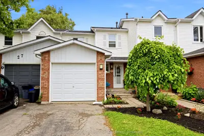 Att/Row/Townhouse in Clarington