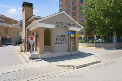 Condo Townhouse in Toronto
