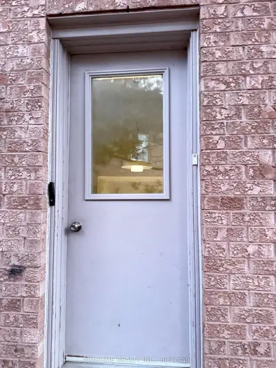 28 Heatherbank Trail Basement Unit #3 #4, Toronto, On M1b 5m6