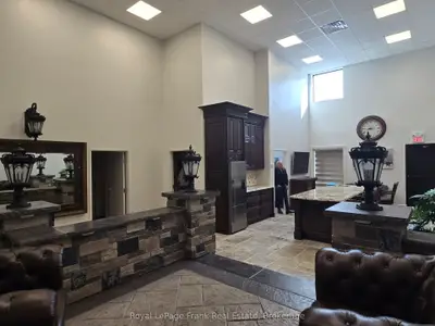 1472 Thornton Road N A2, Oshawa, On L1h 7k4