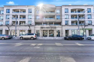 Condo Apartment in Toronto