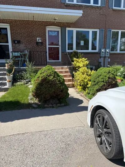 740 Kennedy Road 49, Toronto, On M1k 2c5
