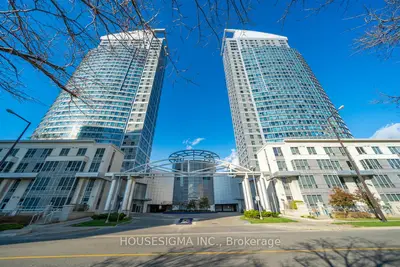 Condo Apartment in Toronto