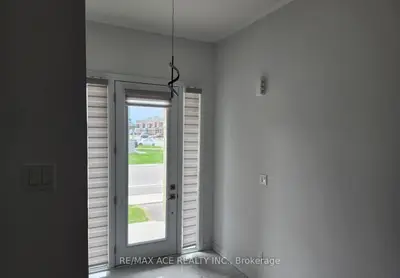 976 Andrew Murdoch Street W, Oshawa, On L1l 0s2
