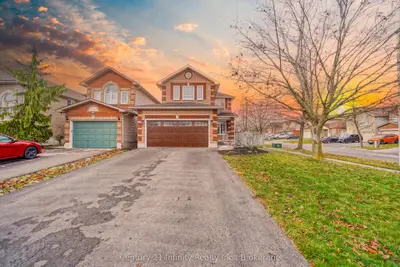 Detached in Clarington