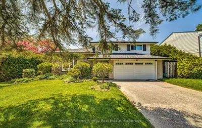 Detached in Oshawa