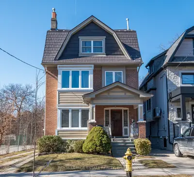 Detached in Toronto