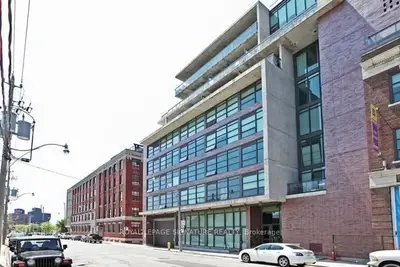 Condo Apartment in Toronto