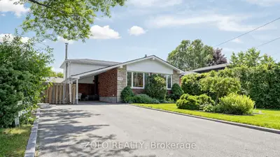 Detached in Oshawa