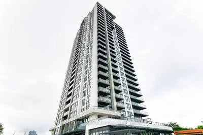 Condo Apartment in Pickering