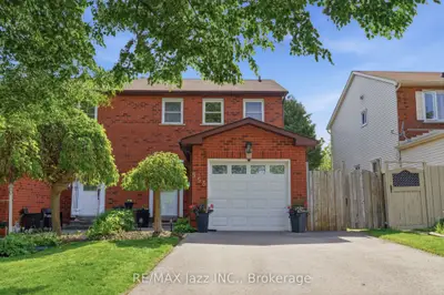 Semi-Detached in Oshawa
