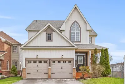Detached in Oshawa
