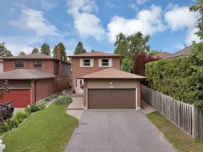 Detached in Pickering