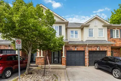 10 Ramona Way, Whitby, On L1m 0e9