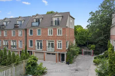 722f Kingston Road, Toronto, On M4e 1r7