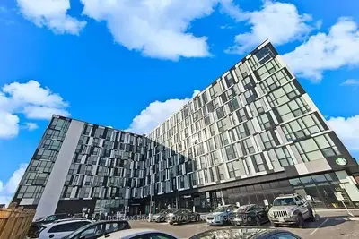 Condo Apartment in Oshawa